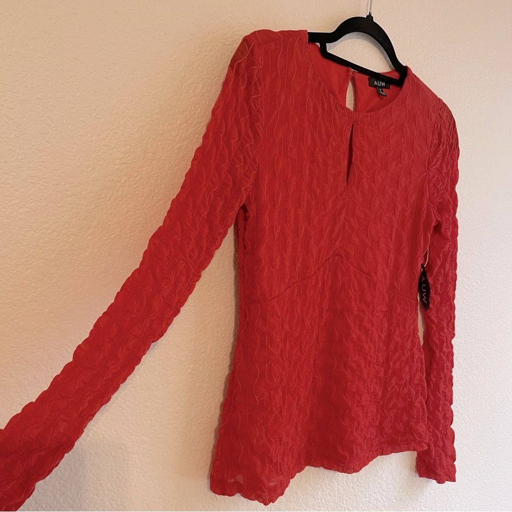 AUW Women’s Keyhole Top Orange Medium NWT